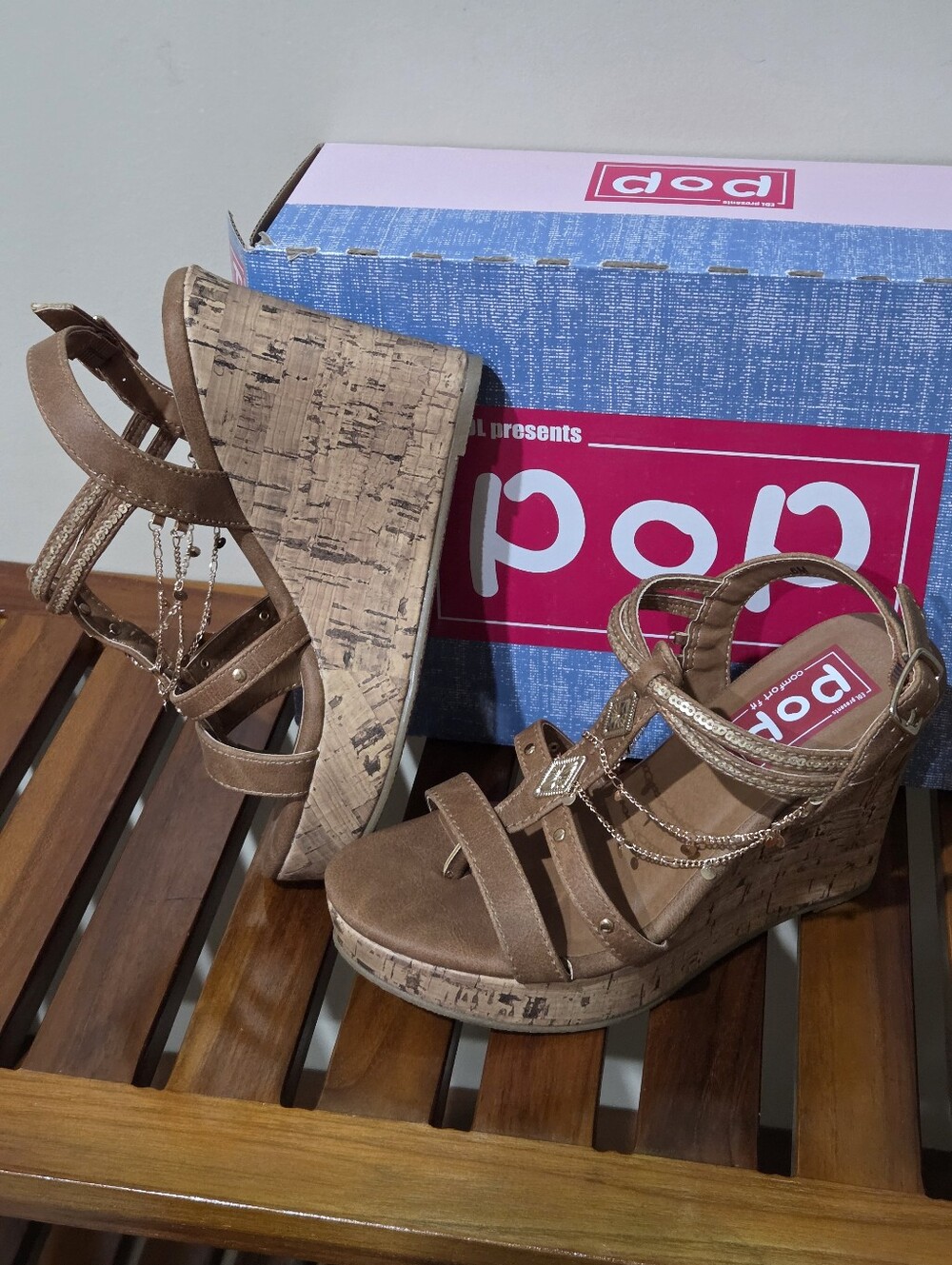 POP Electricity Cognac Wedge Shoes NEW - Picture 6 of 12
